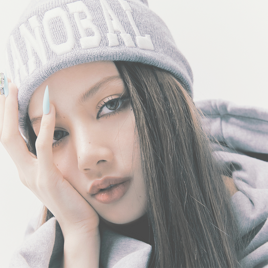 LISA - Stardust K-pop Shop